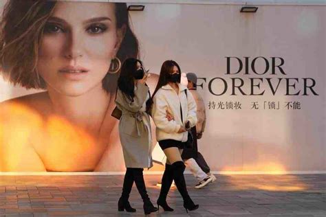 china dior fotograaf|Fotógrafa china implicada en polémica de Dior pide disculpas.